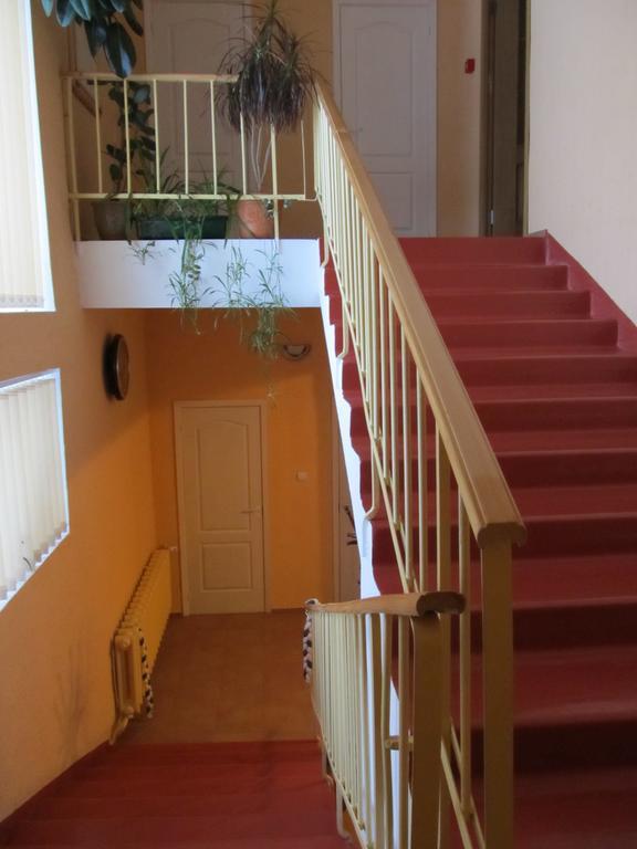 Viesu Maja Ezerkalns Krāslava Exterior foto
