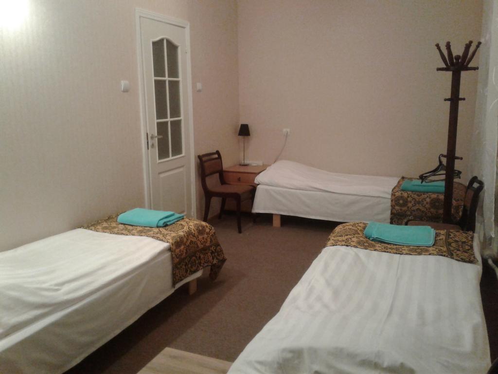 Viesu Maja Ezerkalns Krāslava Exterior foto