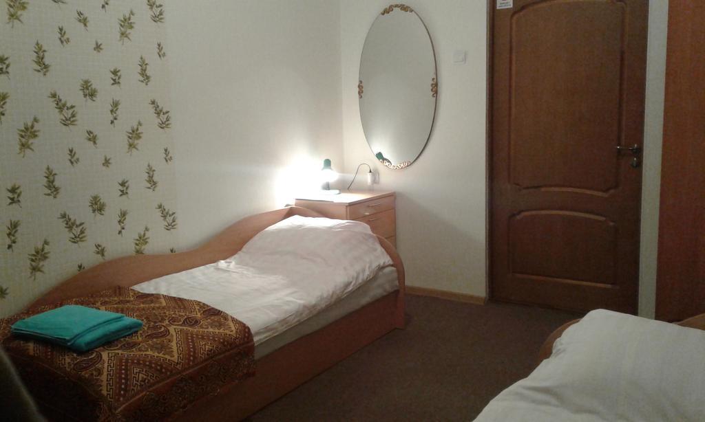 Viesu Maja Ezerkalns Krāslava Exterior foto